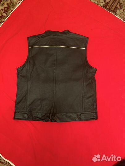 Жилетка кожаная мужская