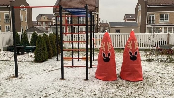 Уличный спортивный комплекс