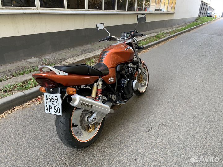 Мотоцикл honda cb400 vtec 1