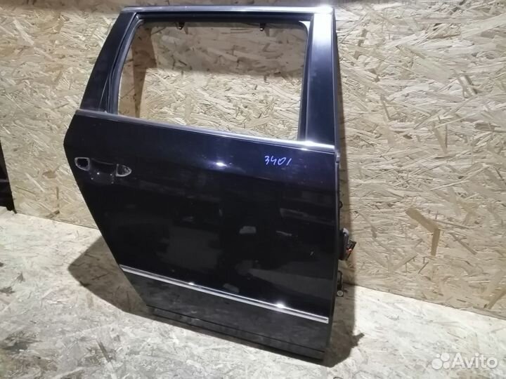 Задняя правая дверь Фольксваген Пассат Б6 Универс