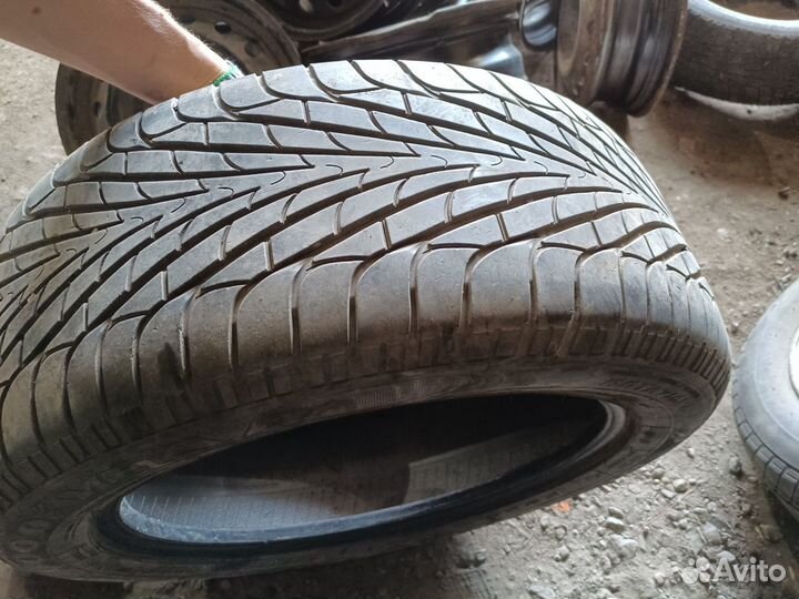Goodyear Wrangler F1 255/50 R19