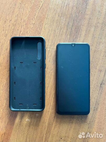 Samsung Galaxy A50, 4/64 ГБ