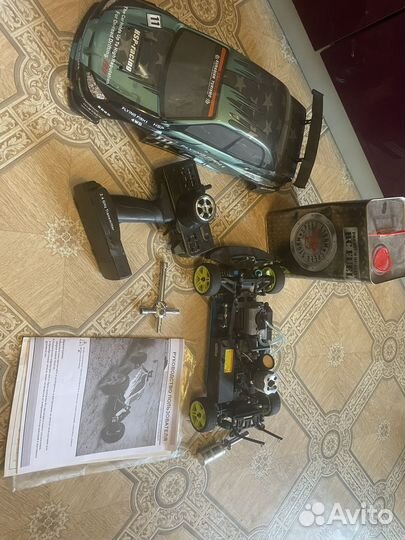 Радио управляемая машина на нитрометаноле