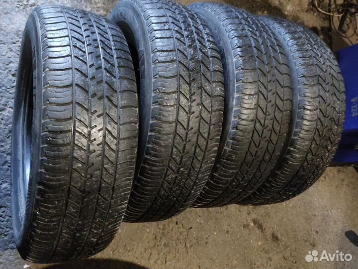 Michelin Latitude Tour HP 215/70 R16 100H