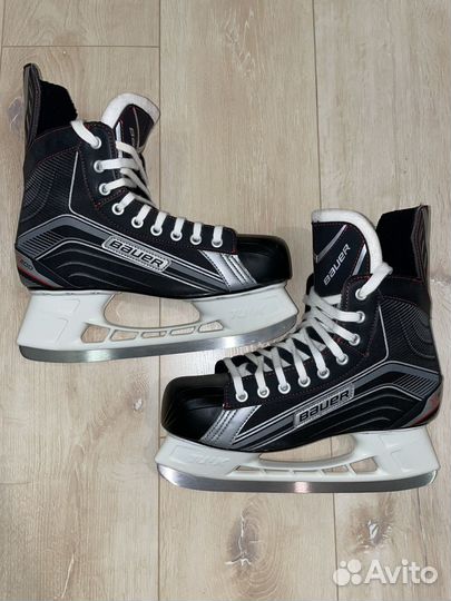 Коньки bauer vapor x200 (стелька 28 см)