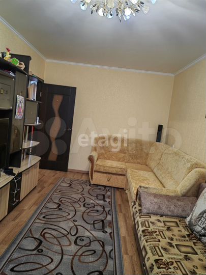 2-к. квартира, 53 м², 2/2 эт.