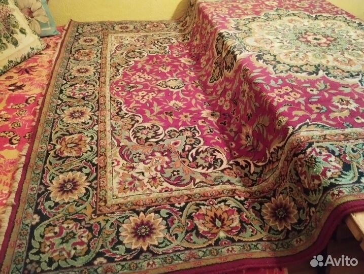 Ковёр шерстяной