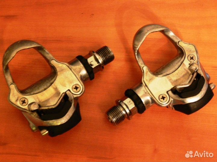 Педали шоссе Campagnolo Chorus, шипы в комплекте