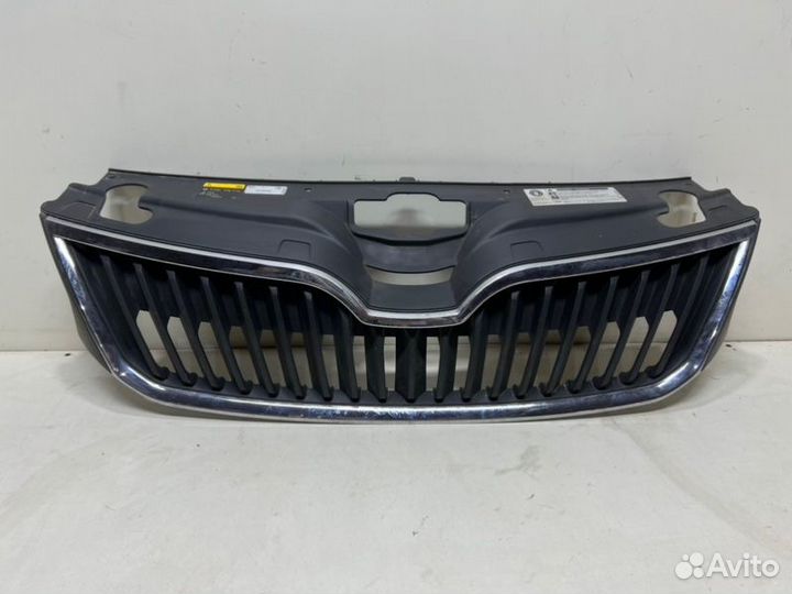 Решетка радиатора Skoda Rapid 1 2012-2019