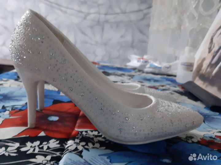 Женские туфли