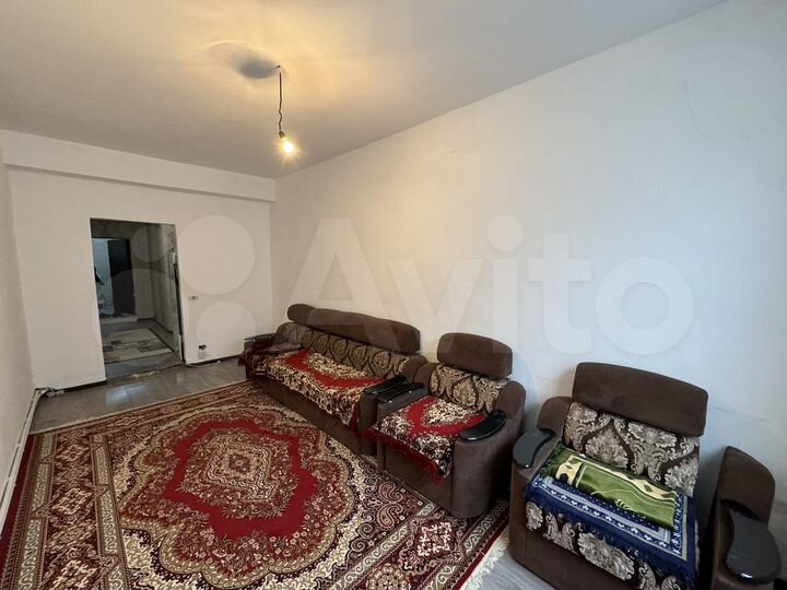 1-к. квартира, 40 м², 1/5 эт.