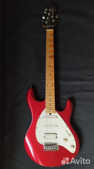 Электрогитара Maxtone (MusicMan )