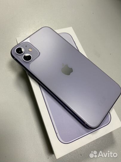 iPhone 11, 64 ГБ
