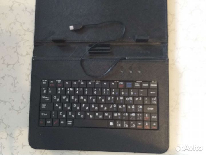 Чехол - клавиатура для планшета