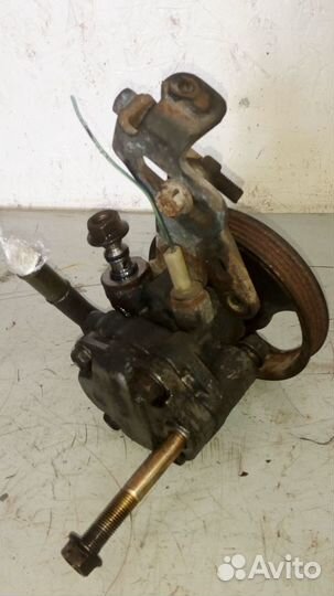 Насос гур на Мазда Демио