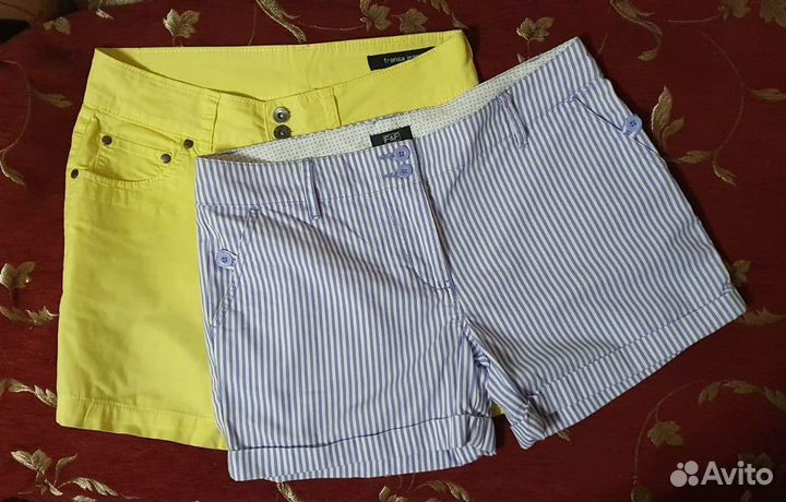 Лот фирменных женских летних шорт