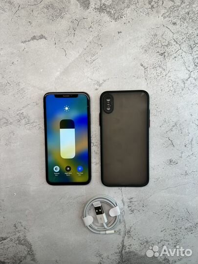 iPhone X, 256 ГБ