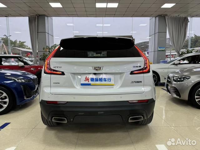 Cadillac XT4 2.0 AT, 2021, 9 000 км
