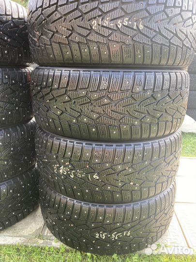 Michelin X-Ice North 4 215/55 R16