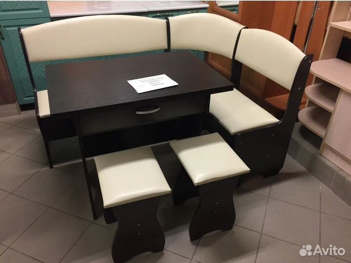 Кухонный уголок