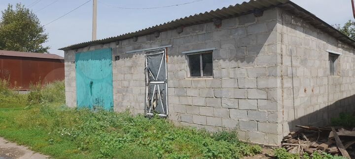 Гараж, > 30 м²