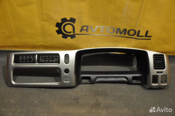 Консоль панели приборов mitsubishi pajero sport