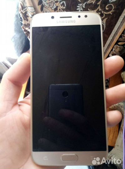 Телефон Samsung