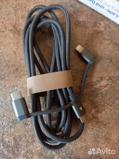 Кабель для зарядки и передачи данных