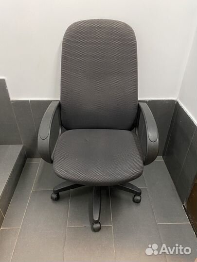 Компьютерное кресло