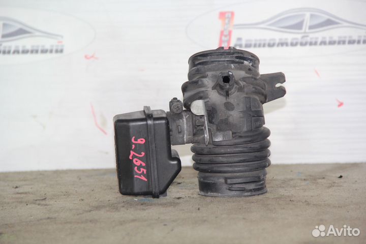 Патрубок воздушного фильтра c Mazda Atenza ghefw L