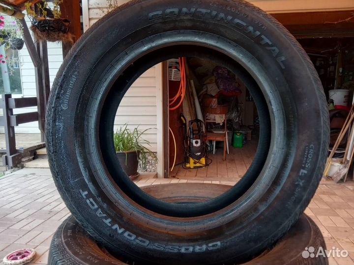 Continental CrossContact LX25 225/60 R17 99H