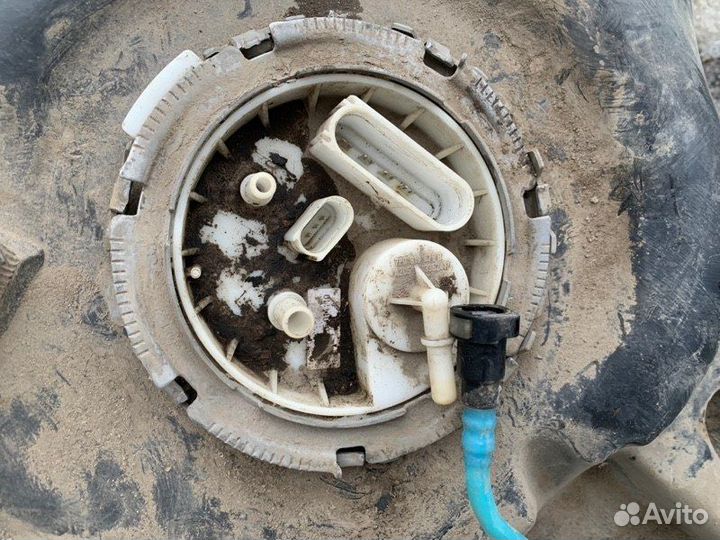 Насос топливный Volkswagen Touareg NF 3.6 2013