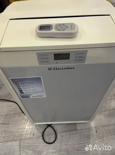 Кондиционер мобильный Electrolux eacm-10DR/N3