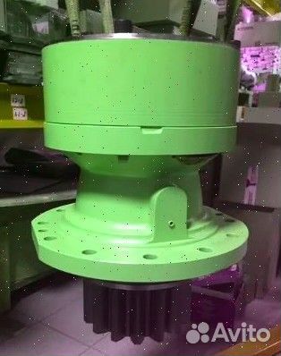 Robex 290-3 Редуктор поворота R520-7