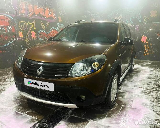 Renault Sandero Stepway 1.6 AT, 2014, 192 198 км