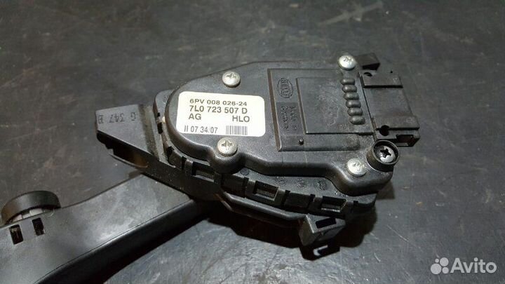 Педаль газа Porsche Cayenne 957 M48.01 08