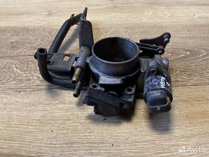 Opel vectra b дросельная заслонка 1,6 бензин