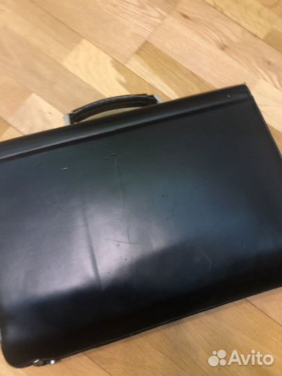 Мужской портфель