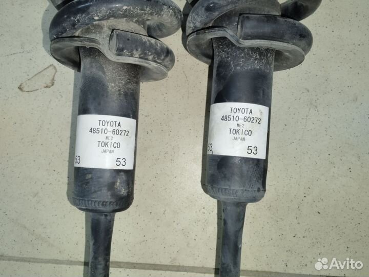 Амортизатор передний Toyota Land Cruiser Prado 150