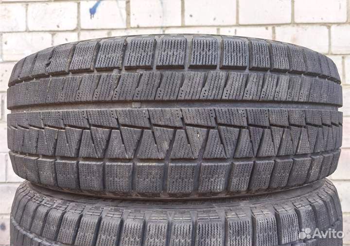 Bridgestone Blizzak Revo GZ 205/55 R17 95W