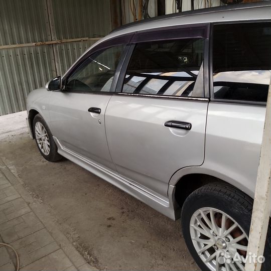 Nissan Wingroad 1.5 AT, 2003, 200 000 км