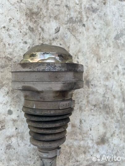 Привод передний левый Volkswagen Passat B6 1.8 CDA