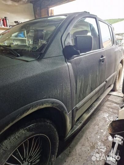 Infiniti QX56 5.6 AT, 2004, битый, 280 000 км