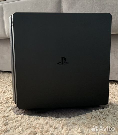 Sony playstation 4 slim