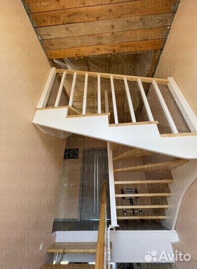 Лестница из массива дерева