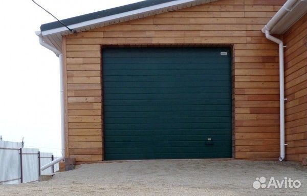 Секционные ворота