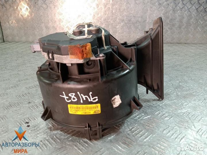 Моторчик печки Opel Vectra C рест. 2005 985852T