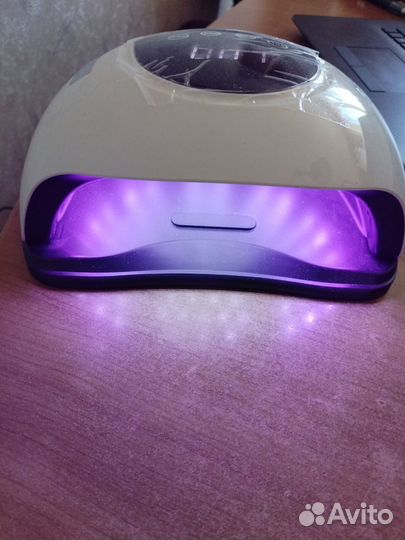 Новая лампа для маникюра уф