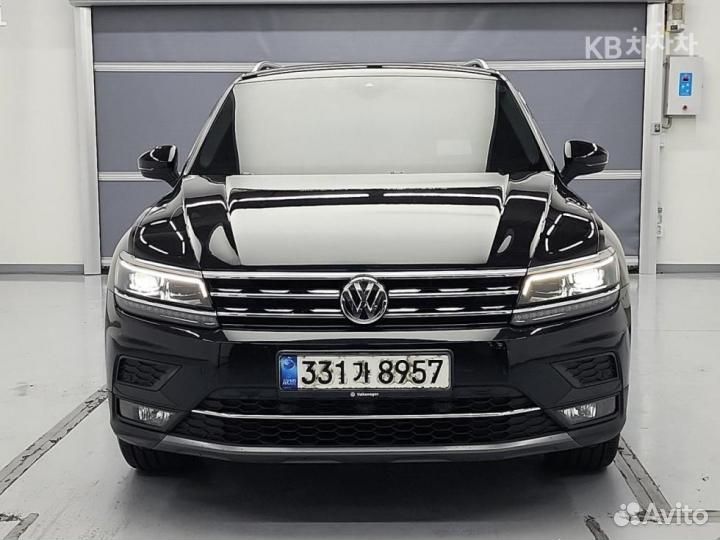 Volkswagen Tiguan 2.0 AMT, 2021, 38 000 км