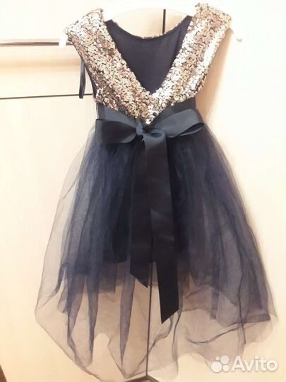 Платье праздничное для девочки + босоножки